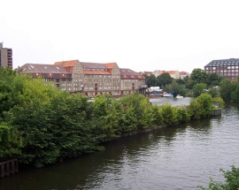 Tempelhofer Hafen im Oktober 2005